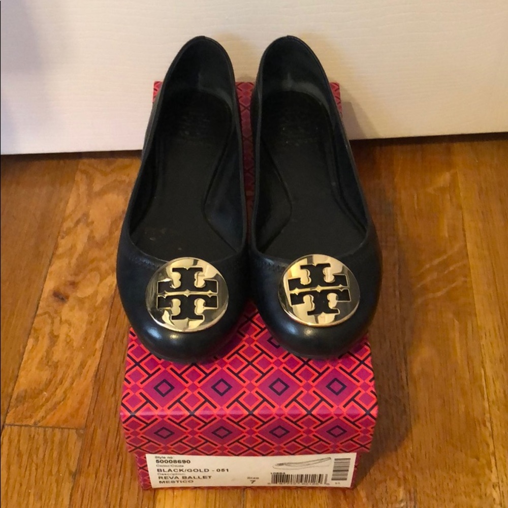 Tory Burch Black Leather Reva Flat Size 7